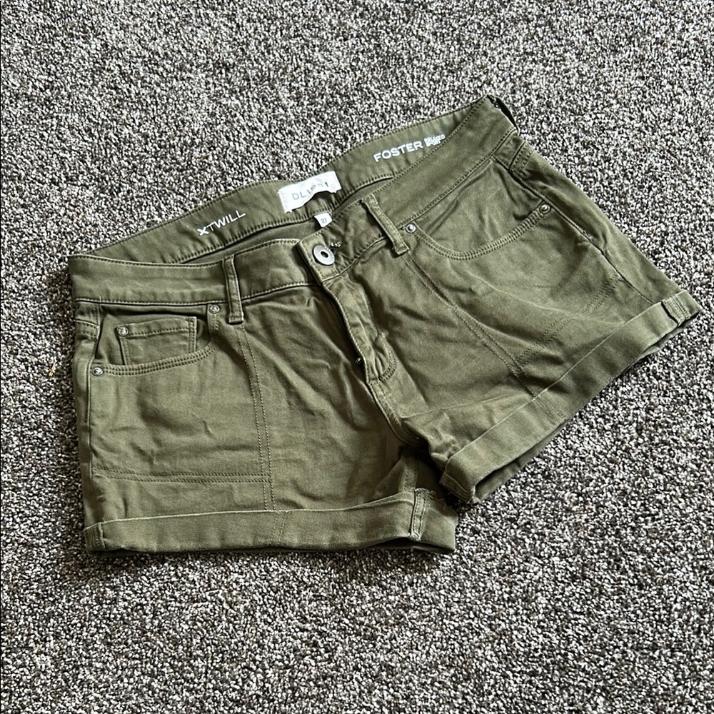 Oster Olive Women's Cargo Shorts